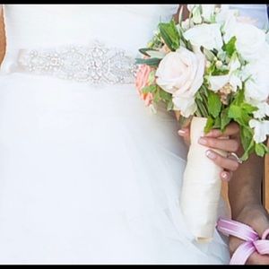 Pronovias Benicarlo Wedding Dress